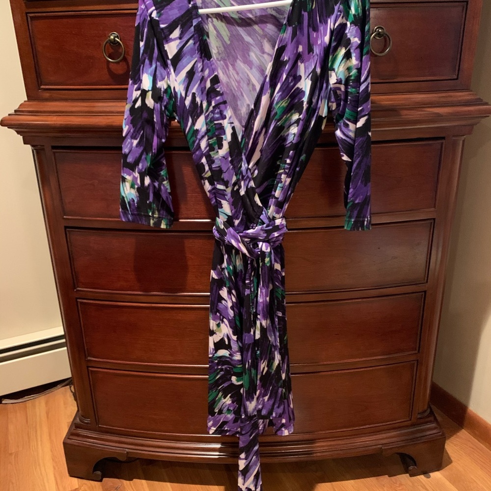 ❤️ TAHARI wrap dress Size 10